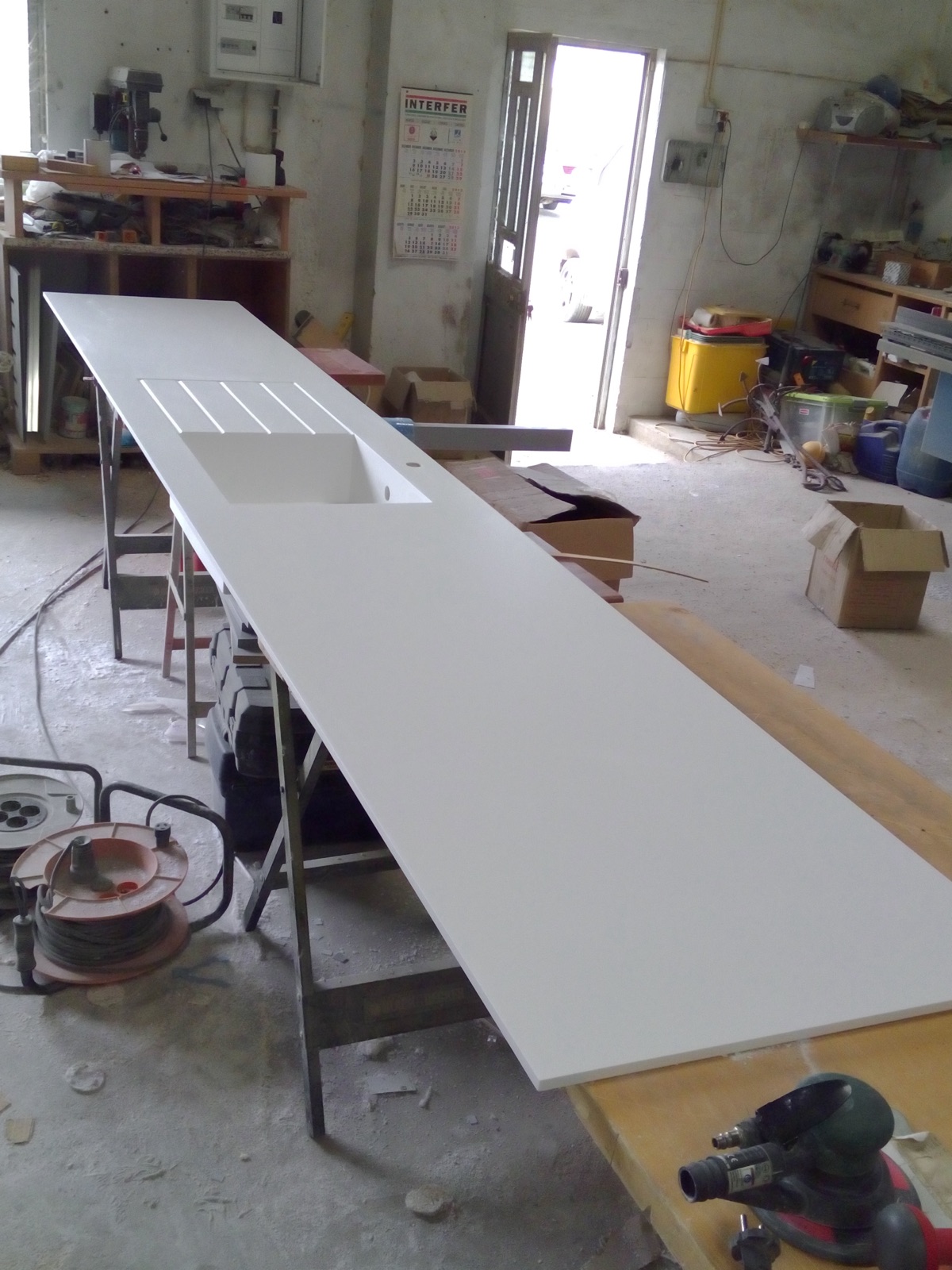 solid-surface-corian-23