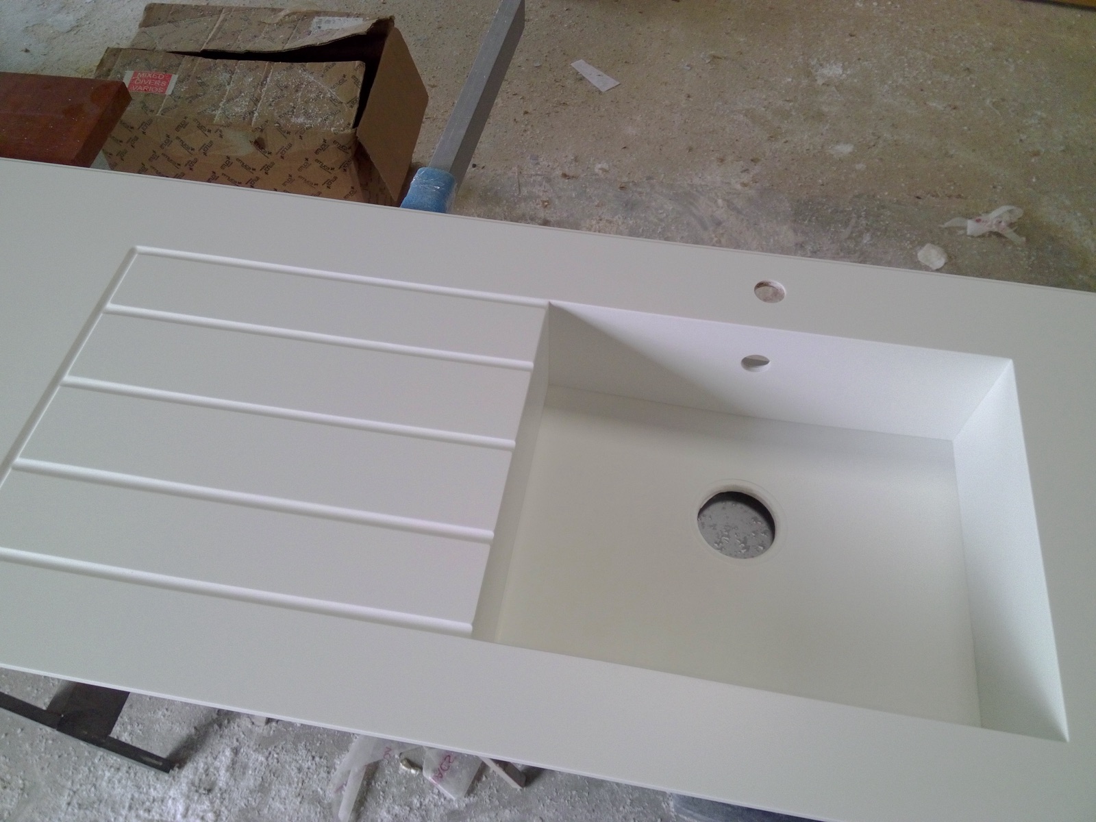 solid-surface-corian-26